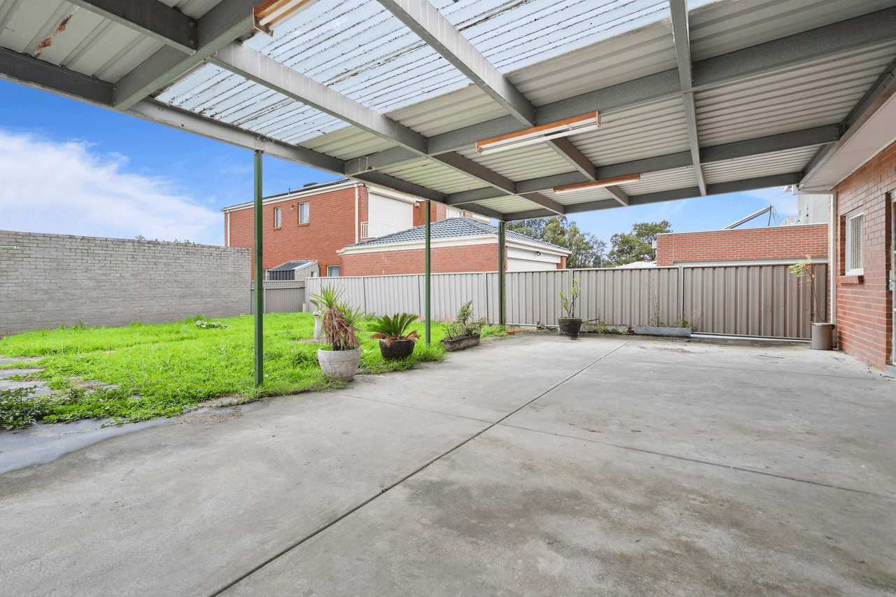 31 Avondale Street, Springvale, VIC 3171