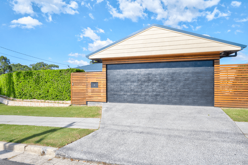 4 TAREE STREET, MARSDEN, QLD 4132