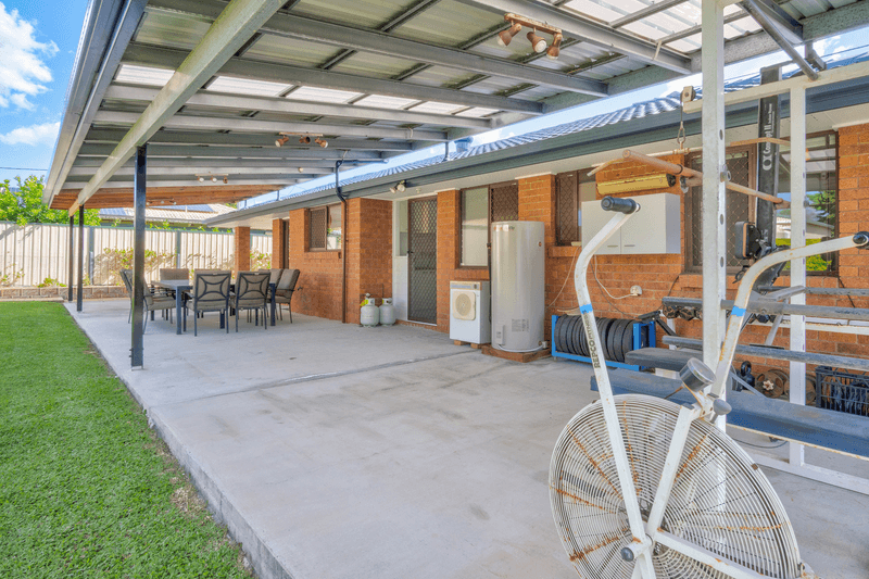 4 TAREE STREET, MARSDEN, QLD 4132