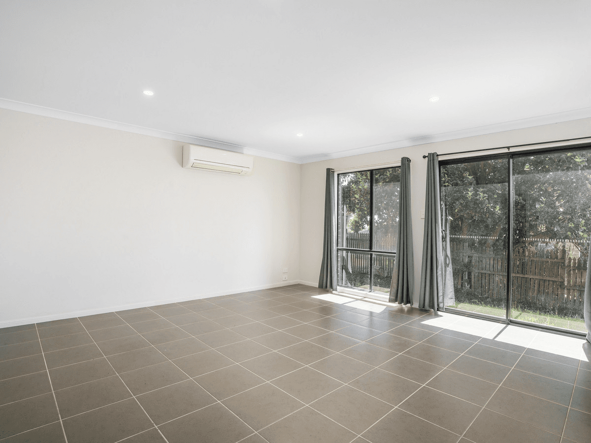 21 Paradise Drive, TAMBORINE MOUNTAIN, QLD 4272