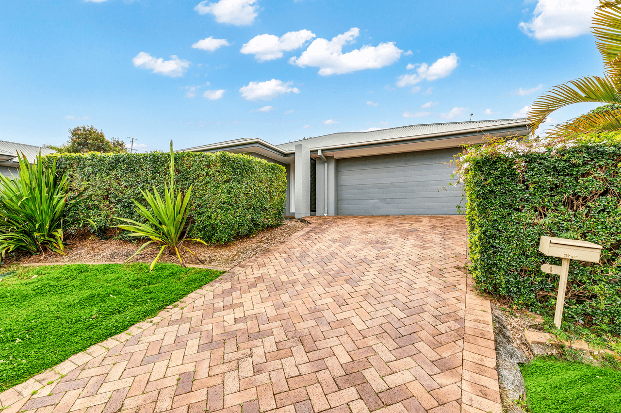 4 Flynn Court, MAUDSLAND, QLD 4210