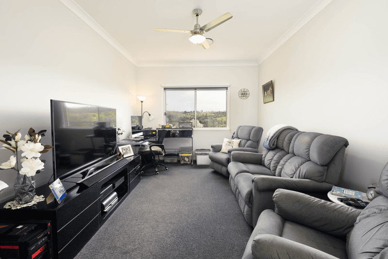 112 Owens Street, MARBURG, QLD 4346