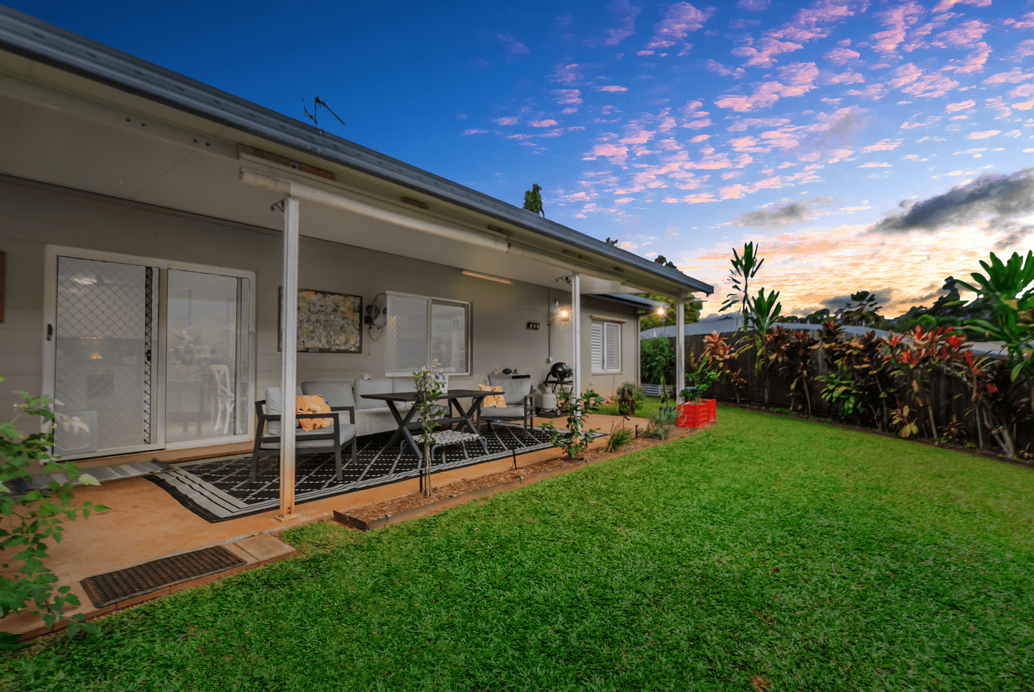 18 Compton Court, Bentley Park, QLD 4869