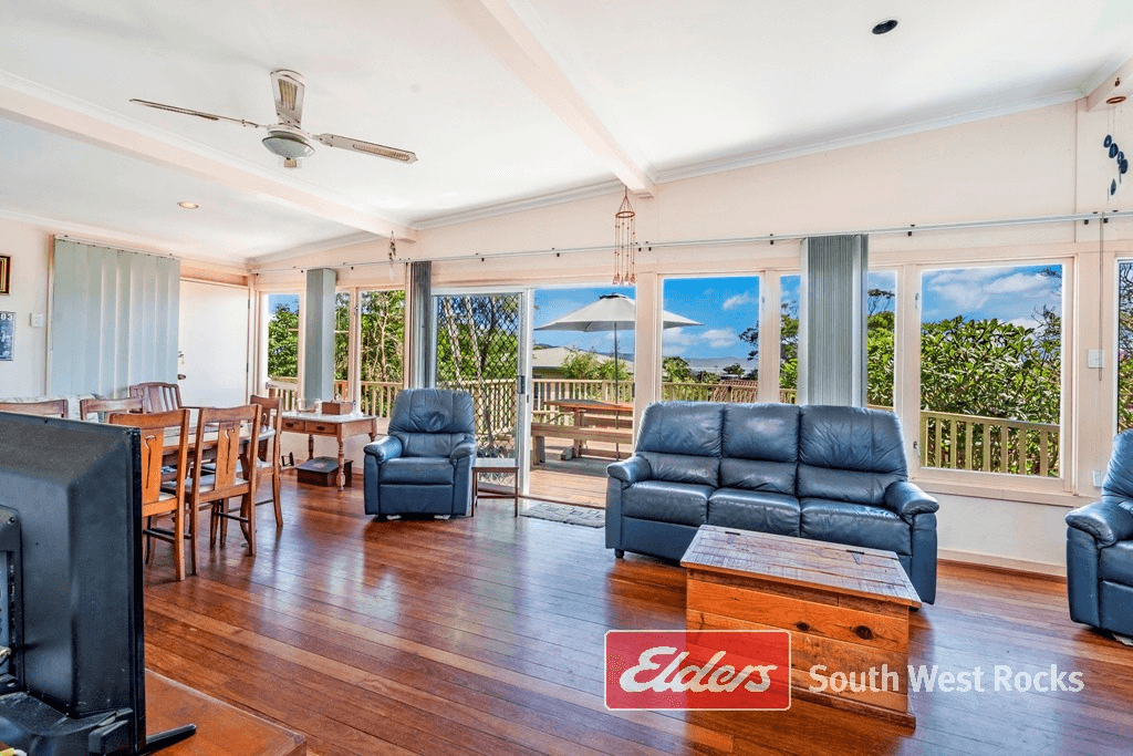 13 SEAVIEW Street, SOUTH WEST ROCKS, NSW 2431