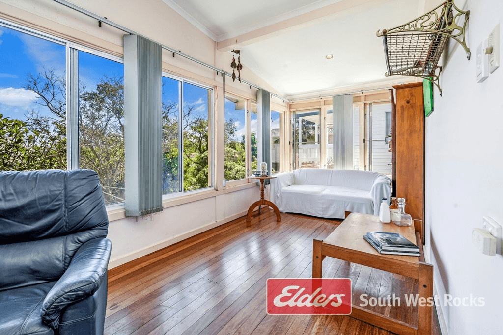 13 SEAVIEW Street, SOUTH WEST ROCKS, NSW 2431