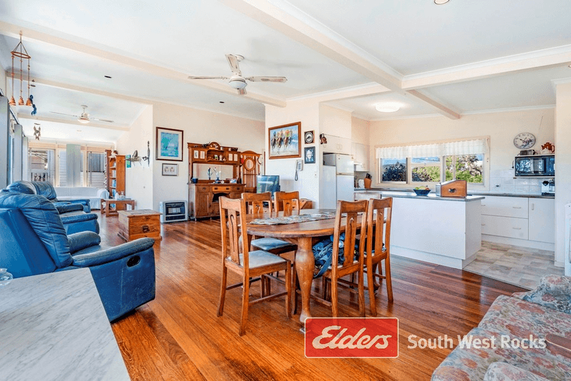 13 SEAVIEW Street, SOUTH WEST ROCKS, NSW 2431