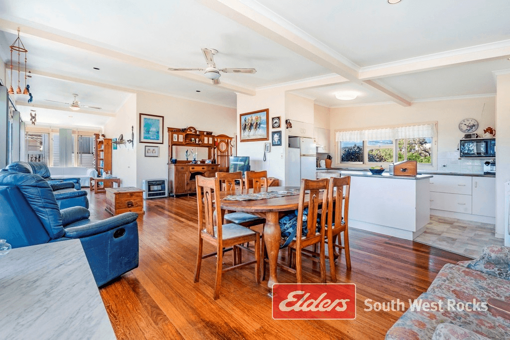 13 SEAVIEW Street, SOUTH WEST ROCKS, NSW 2431