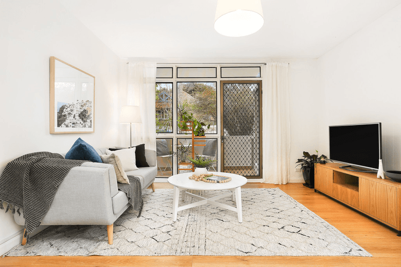 2/104 Prospect Road, SUMMER HILL, NSW 2130
