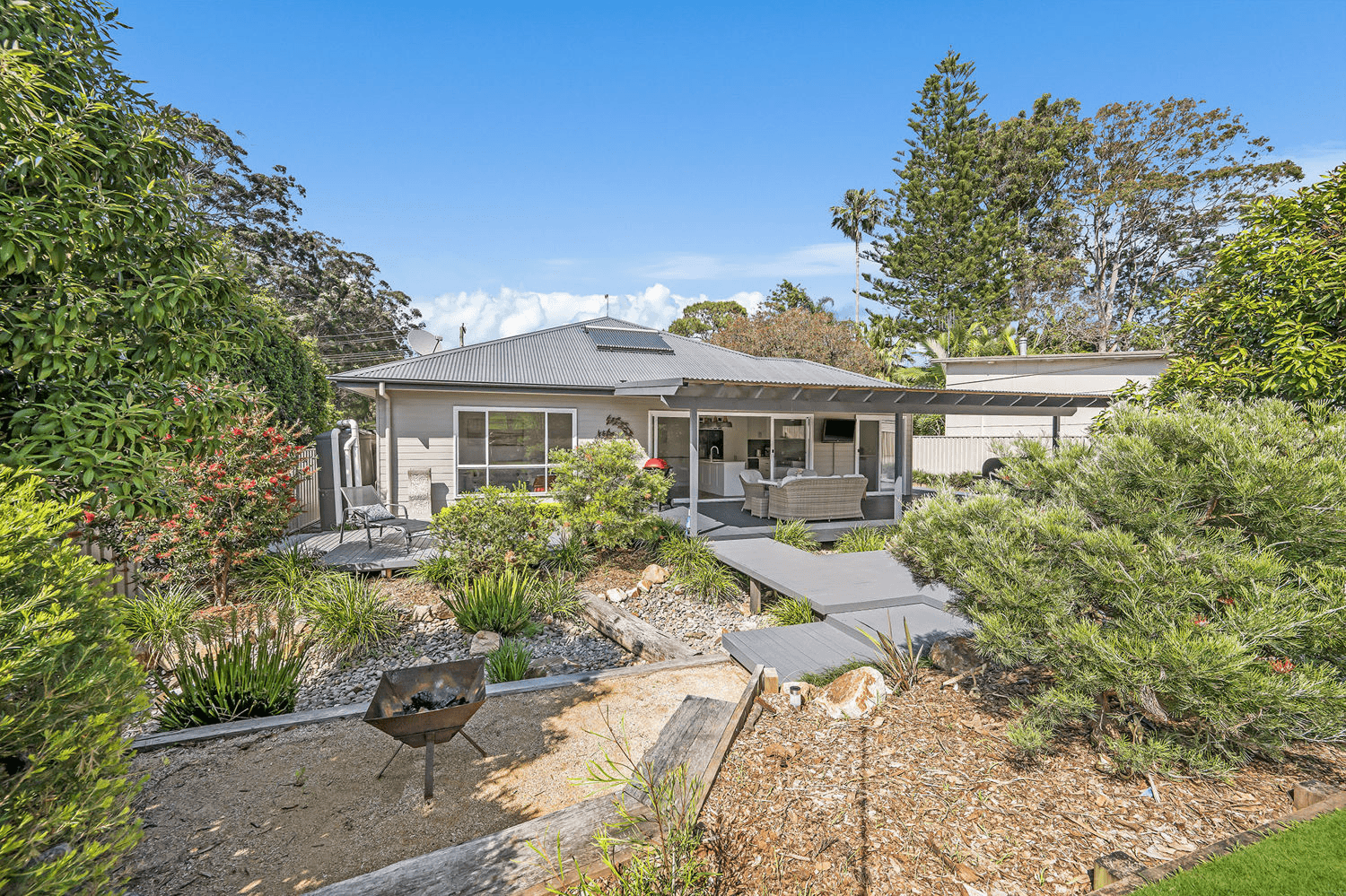 242 John Oxley Drive, THRUMSTER, NSW 2444