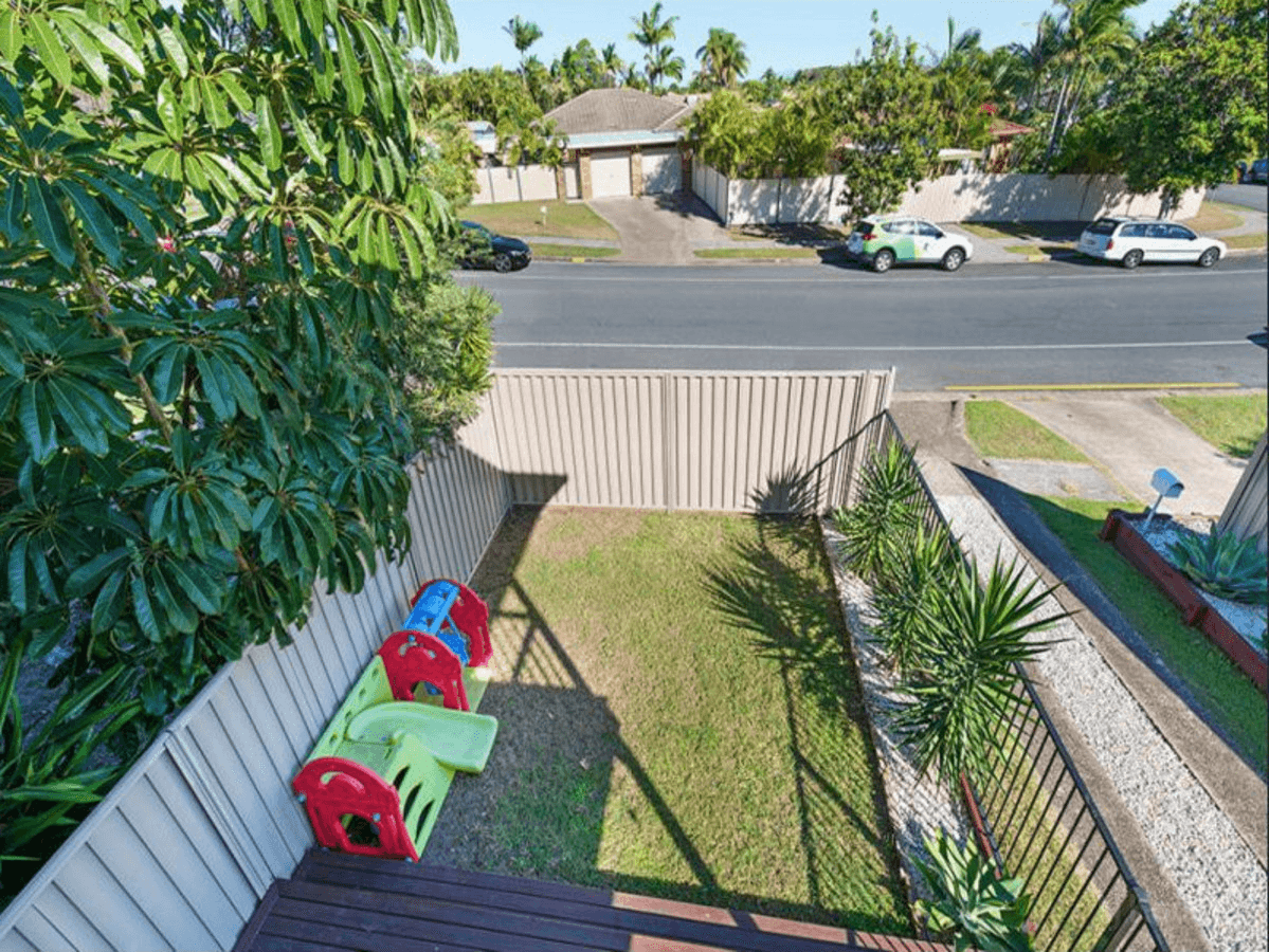 2/3 Brady Drive, COOMBABAH, QLD 4216