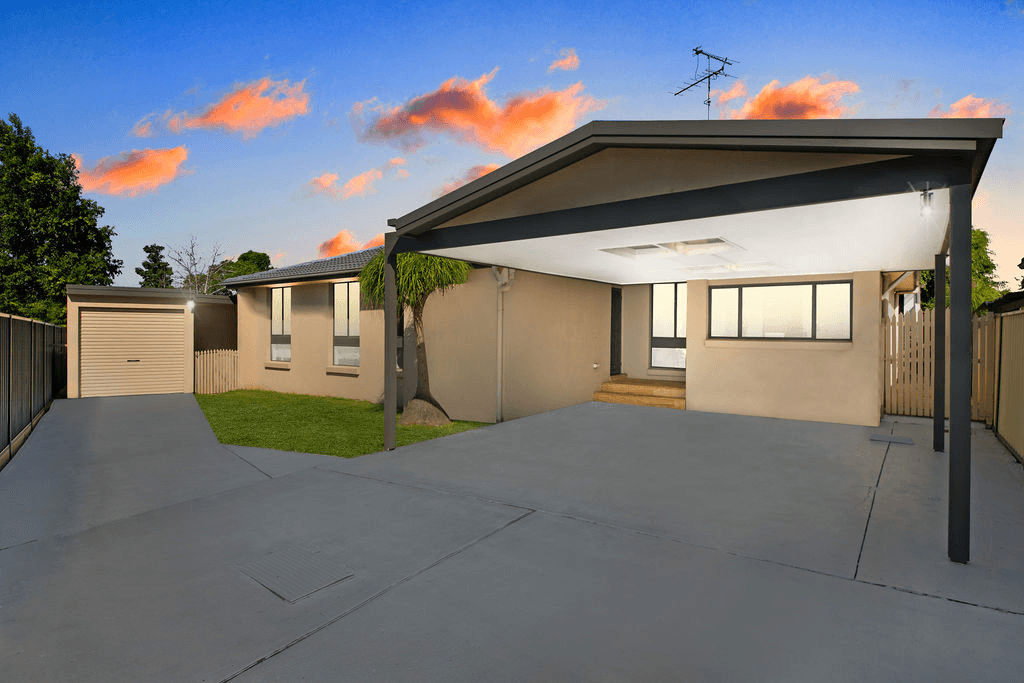 39 Red House Crescent, MCGRATHS HILL, NSW 2756