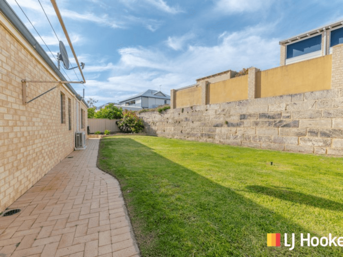 19 Harlequin Way, YANCHEP, WA 6035