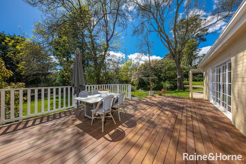 2B Royston Road, WOODEND, VIC 3442