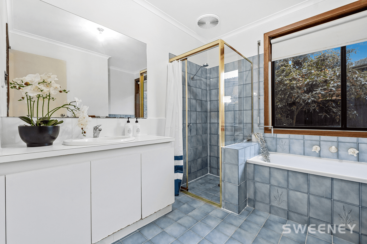 5 Investigator Grove, ALTONA MEADOWS, VIC 3028
