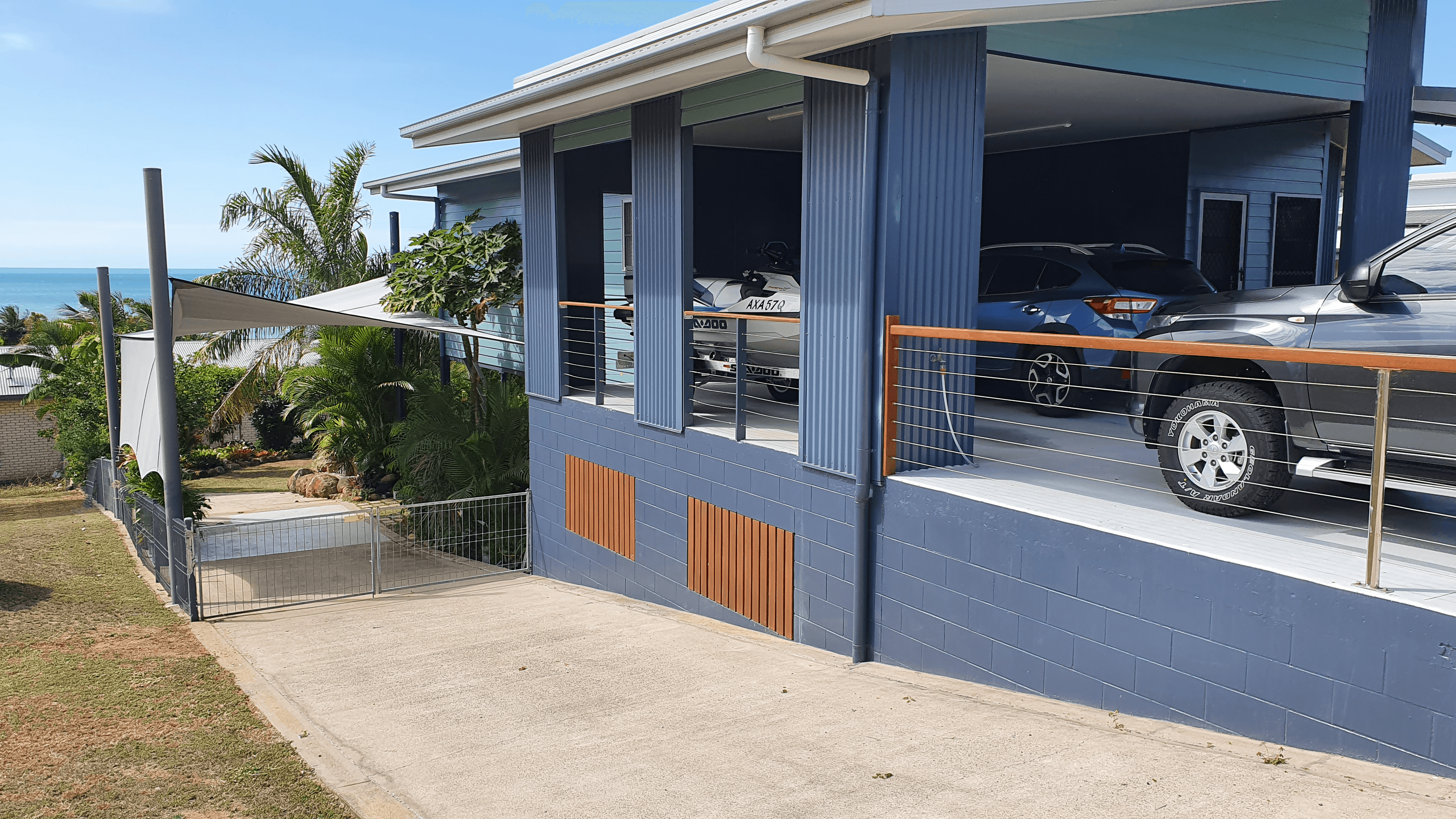 33 Blackcurrant Drive, HIDEAWAY BAY, QLD 4800