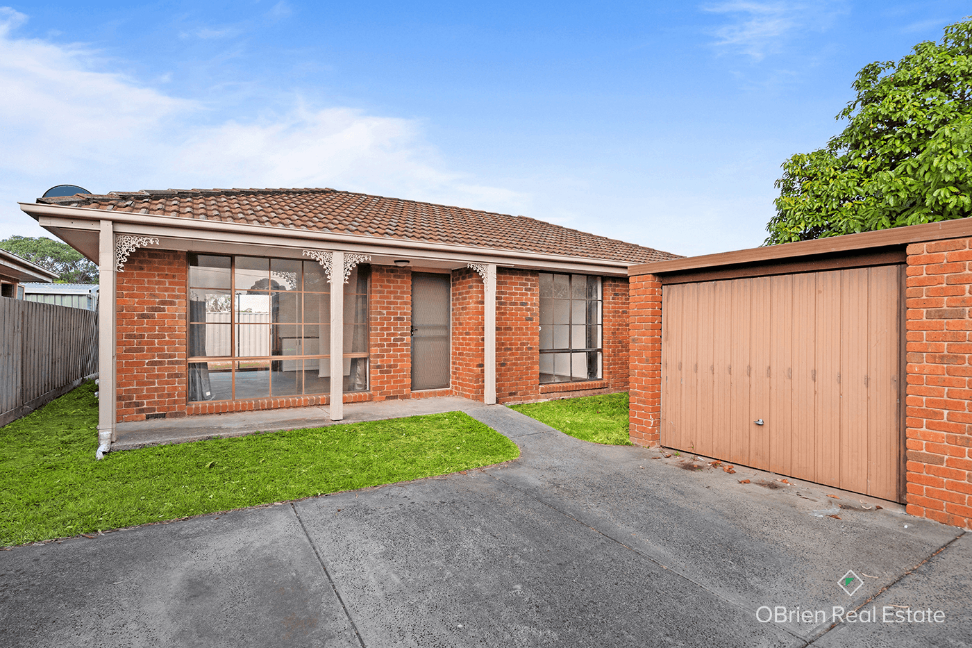 2/13 Parkview Close, Dandenong, VIC 3175