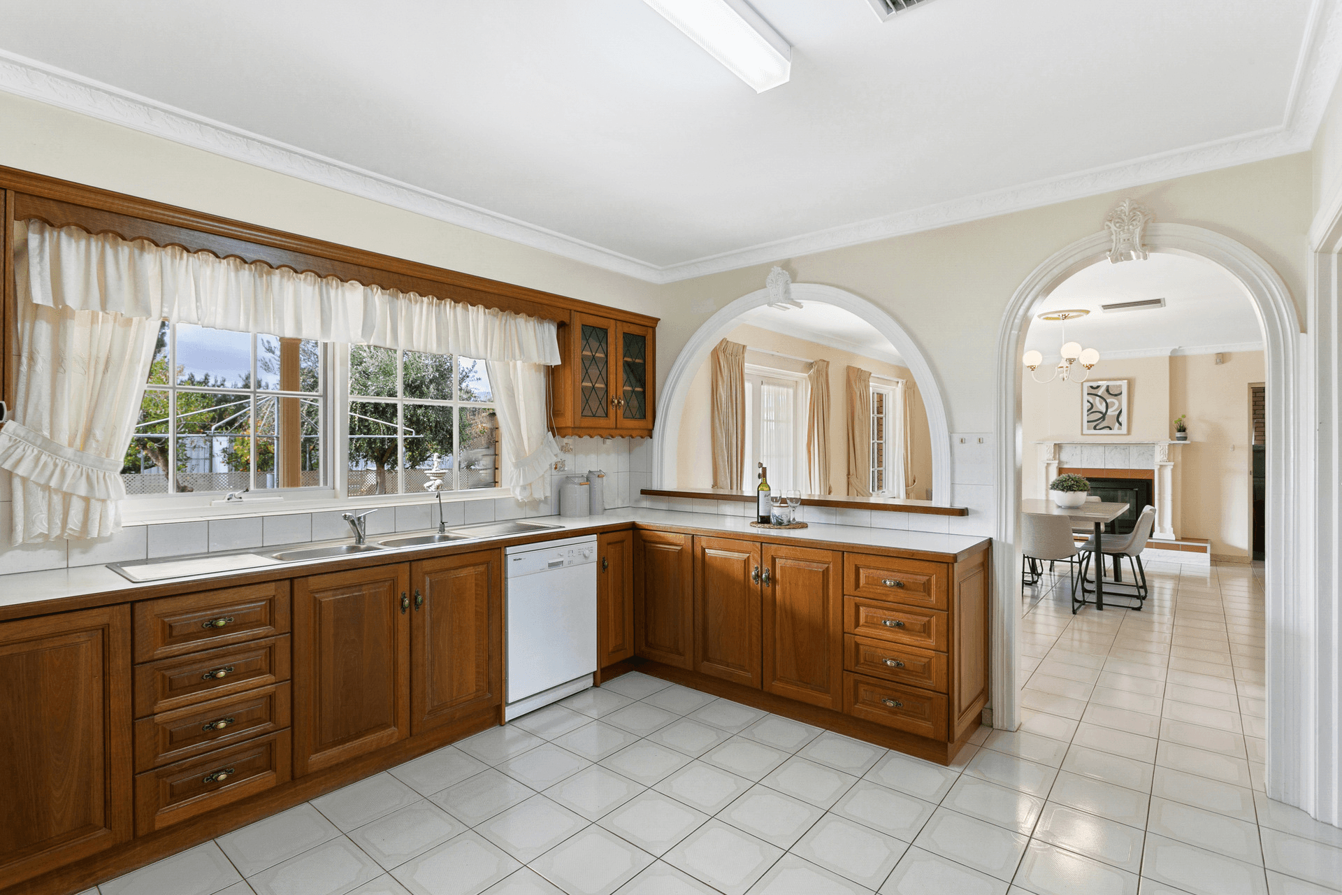 10 Raphael Avenue, Dernancourt, SA 5075