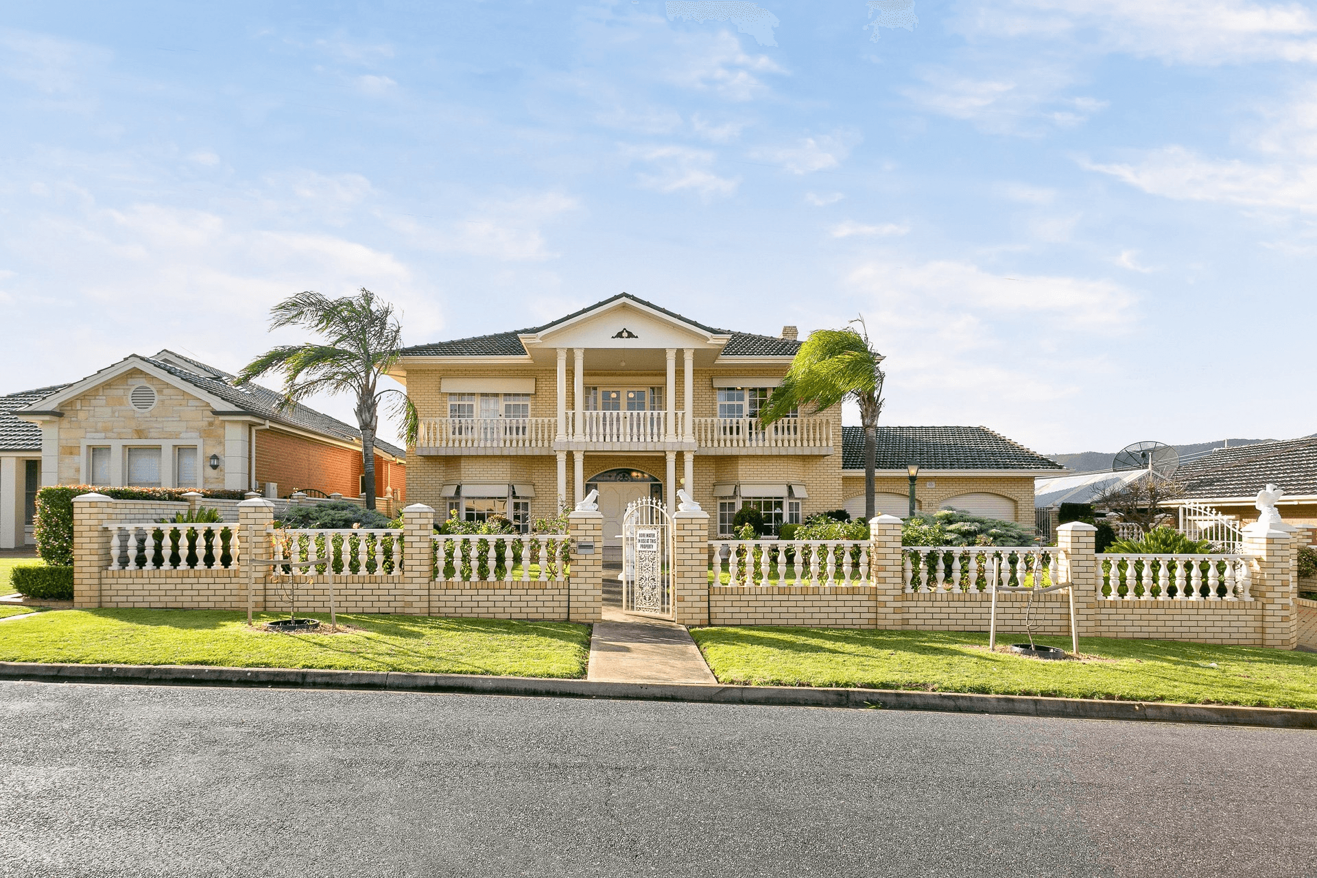 10 Raphael Avenue, Dernancourt, SA 5075