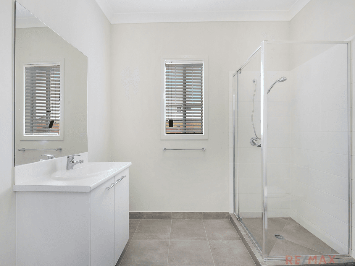 6 Hampton Close, Baringa, QLD 4551