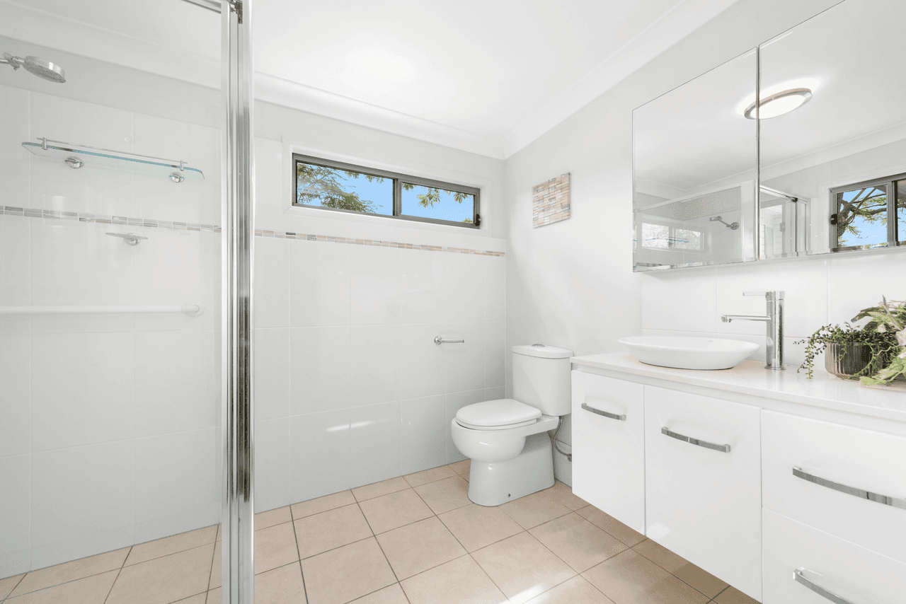 3 Sundown Street, KENMORE, QLD 4069