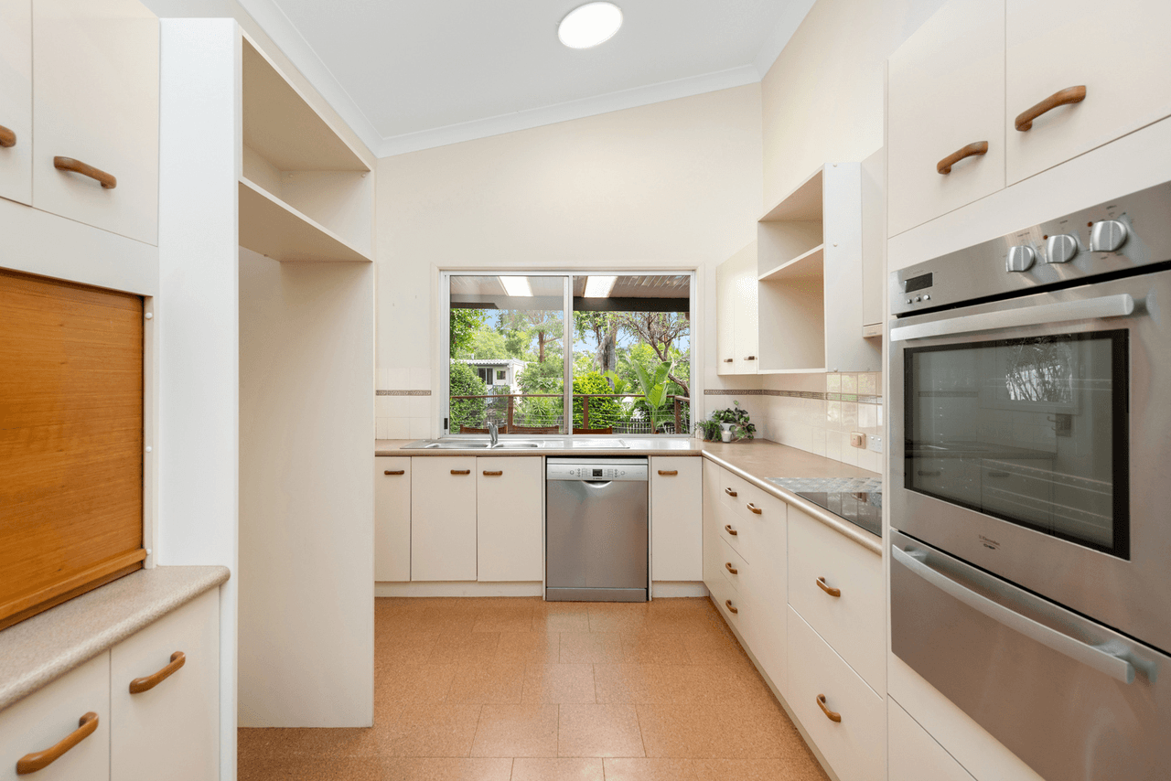 3 Sundown Street, KENMORE, QLD 4069