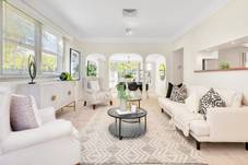 15 Turner Avenue, FAIRFIELD, QLD 4103