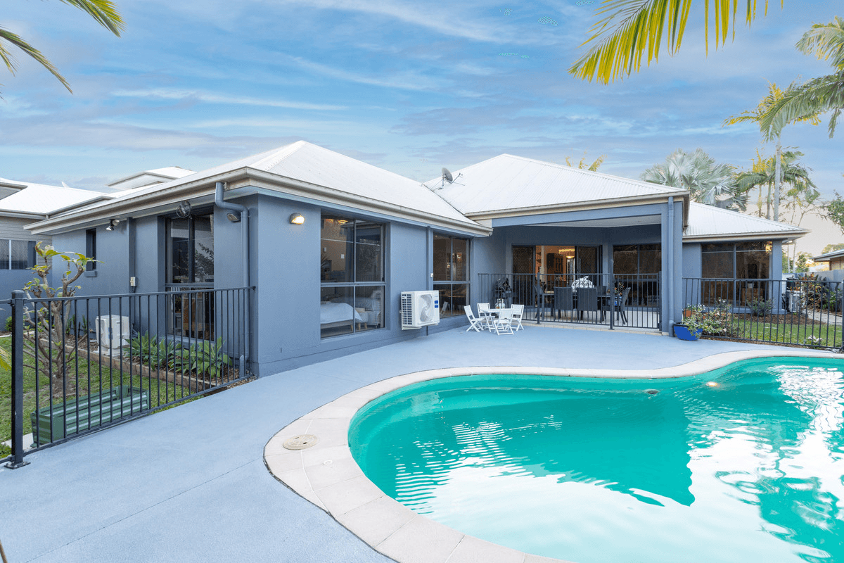 27 River Cove Place, HELENSVALE, QLD 4212