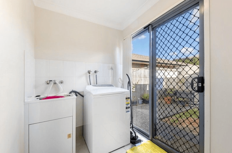 34 Milly Circuit, ORMEAU, QLD 4208