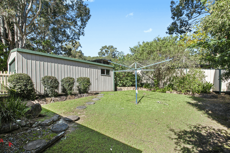 28 Somers Drive, Watanobbi, NSW 2259