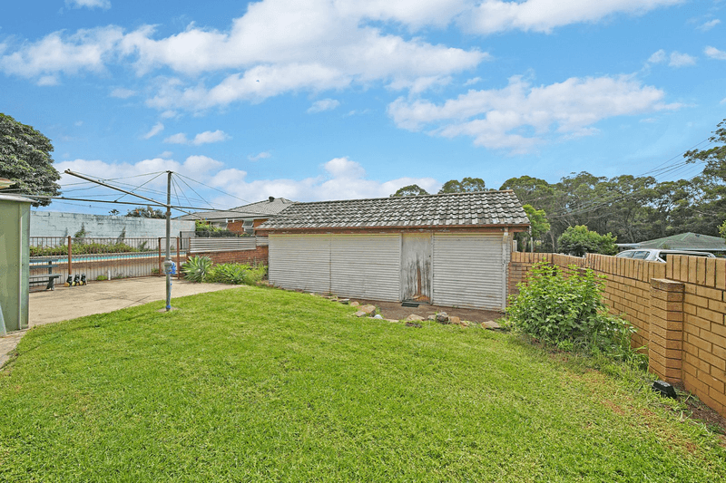 8 Albury Ave, CAMPBELLTOWN, NSW 2560