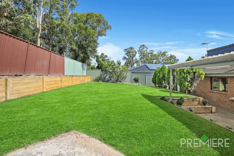 5 Foster Close, West Hoxton, NSW 2171