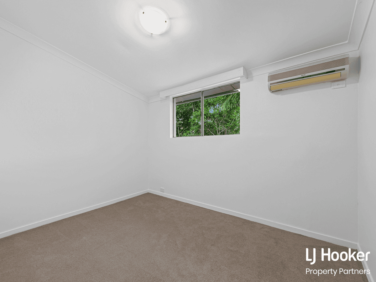 6 Wendron Street, ROCHEDALE SOUTH, QLD 4123