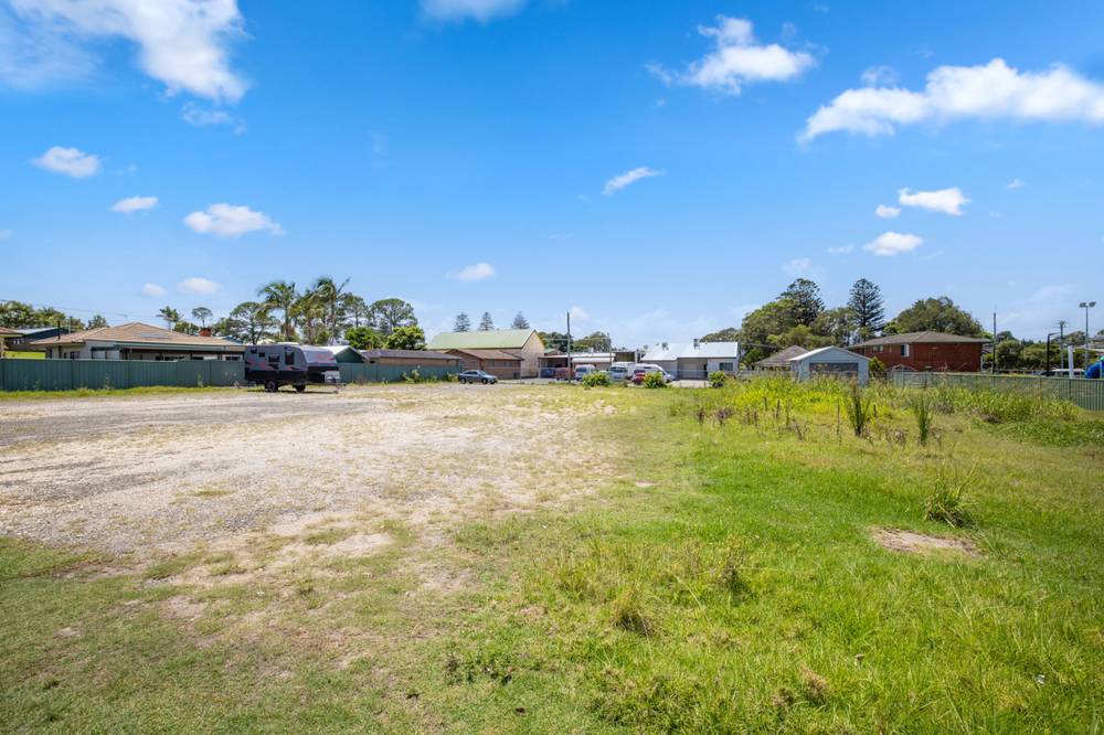 16 Orara Street, URUNGA, NSW 2455