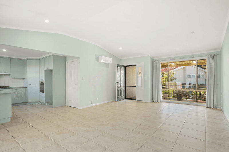 158/61 Karalta Road, ERINA, NSW 2250