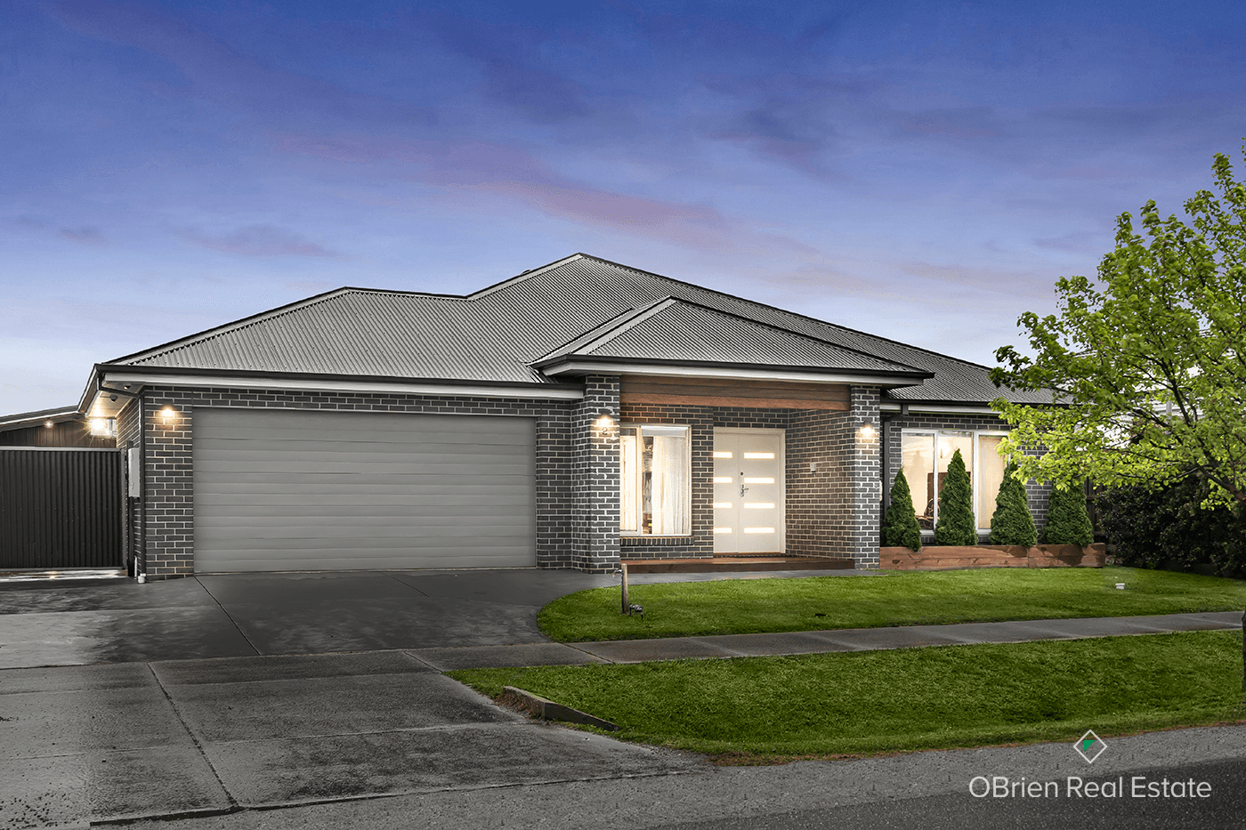 2 Lews Place, Tooradin, VIC 3980