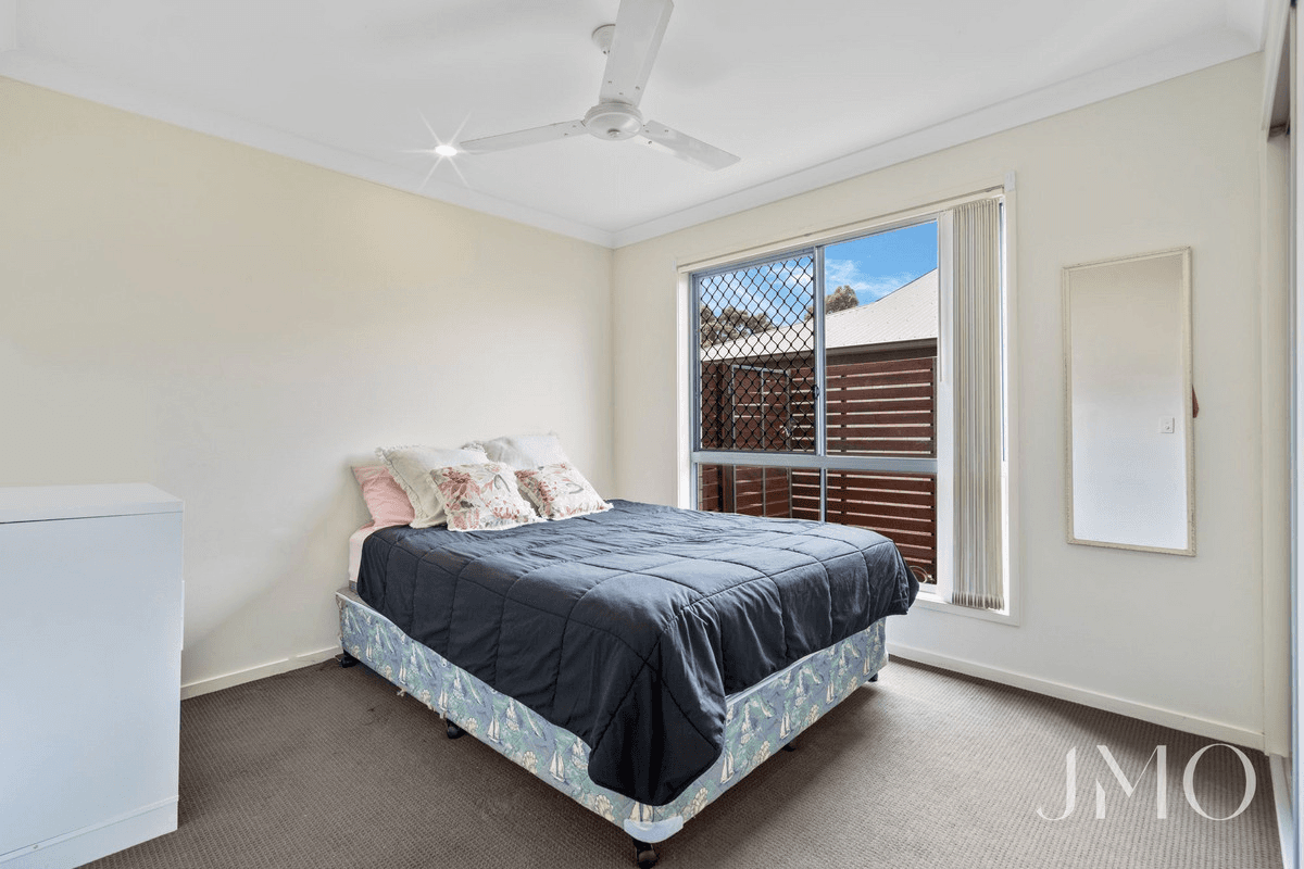 18 Brookside Circuit, Ormeau, QLD 4208