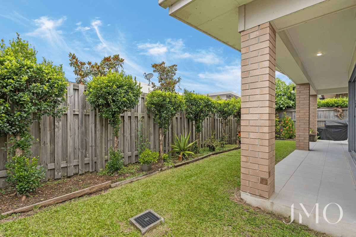 18 Brookside Circuit, Ormeau, QLD 4208