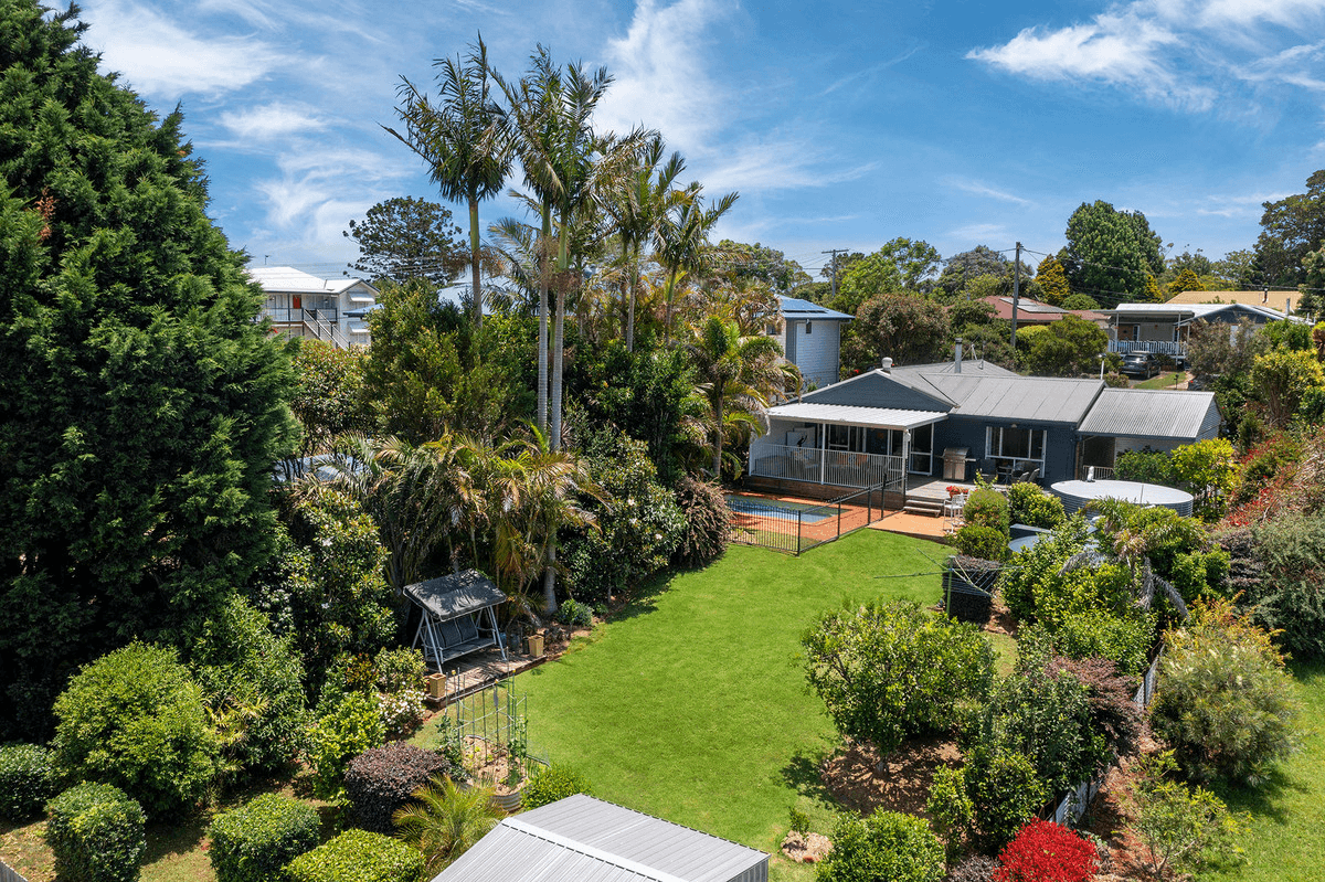 11 Lamington Parade, TAMBORINE MOUNTAIN, QLD 4272