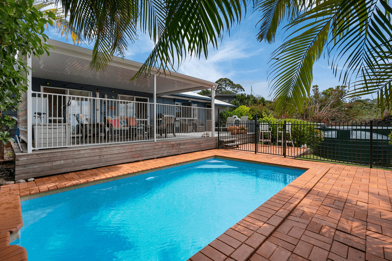 11 Lamington Parade, TAMBORINE MOUNTAIN, QLD 4272