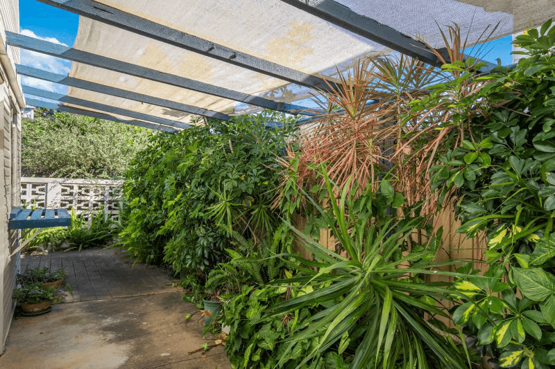 110 Brodie Street, HOLLAND PARK WEST, QLD 4121