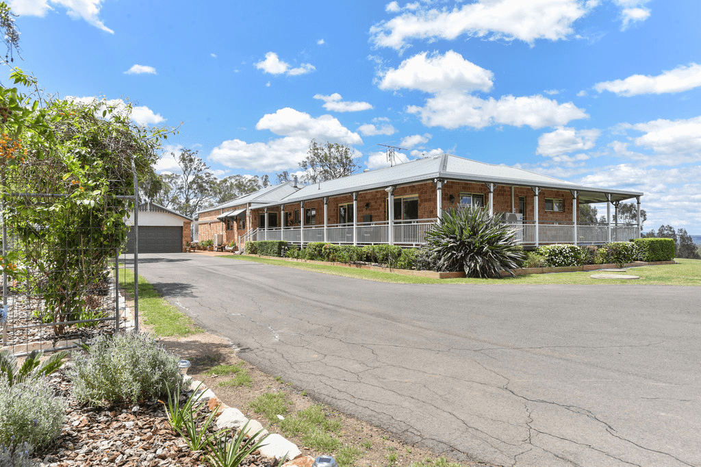 216 Blanchview Road, WITHCOTT, QLD 4352