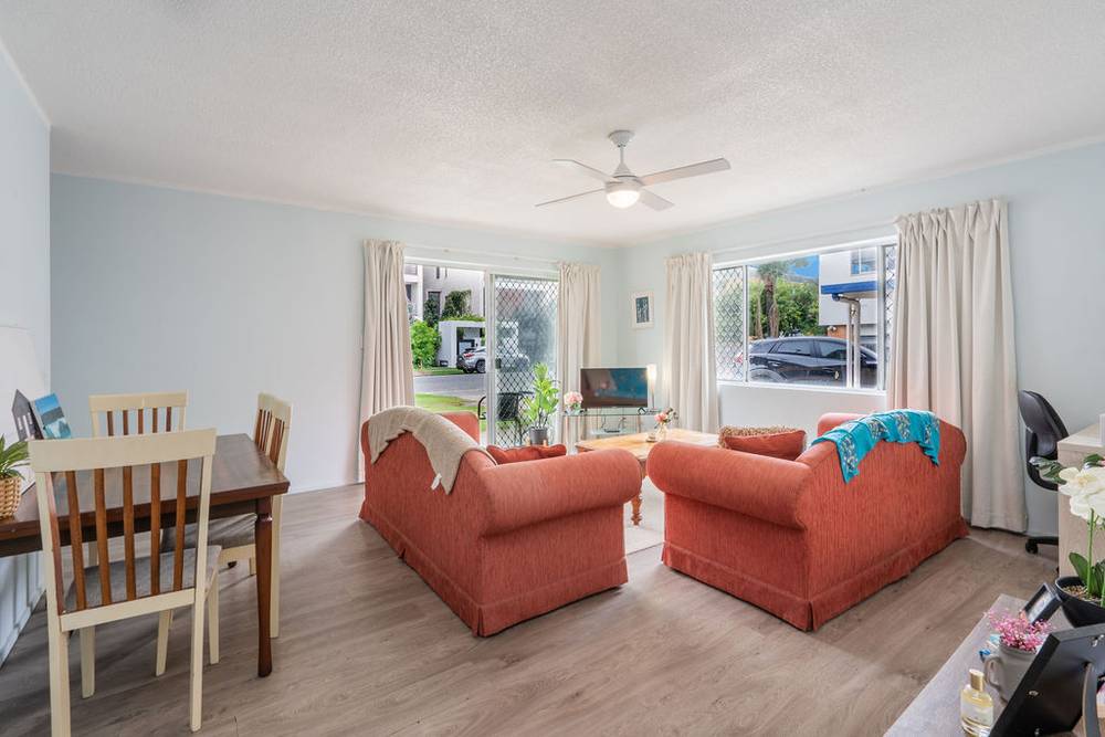 1/16 Montana Road, MERMAID BEACH, QLD 4218