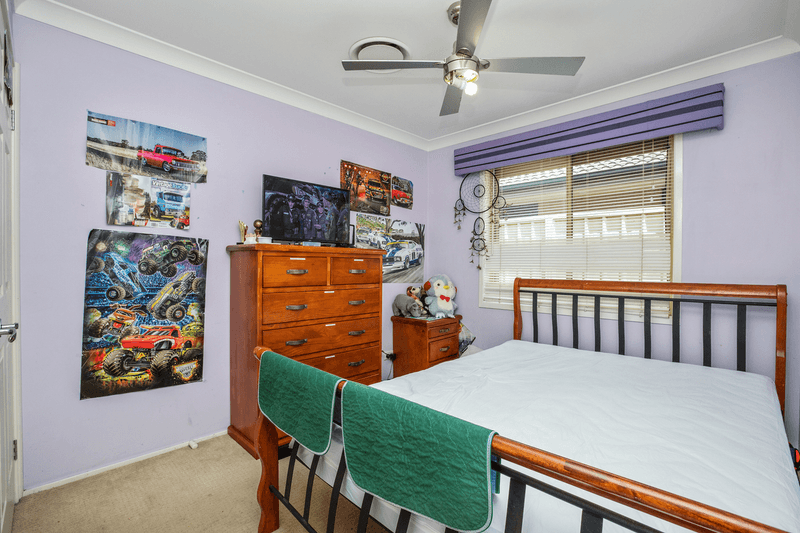 18 Strutt Crescent, METFORD, NSW 2323