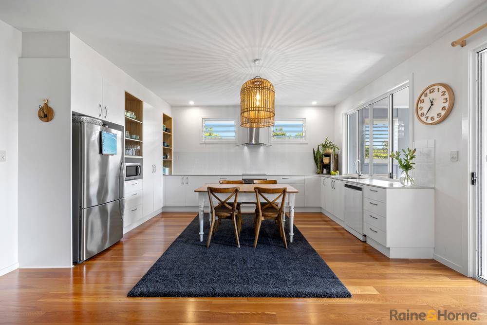35 Lomandra Avenue, POTTSVILLE, NSW 2489
