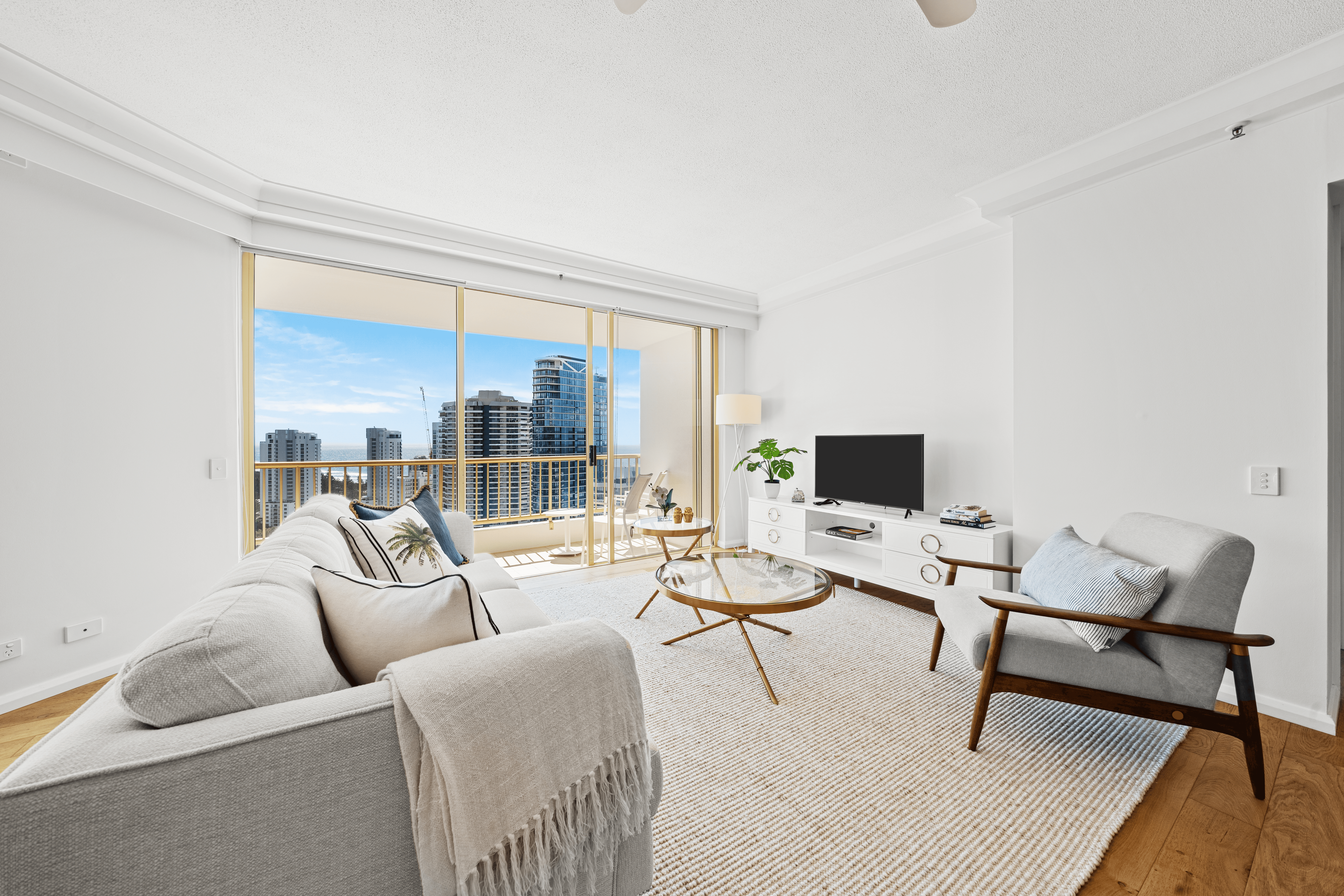 242/1 Serisier Avenue, MAIN BEACH, QLD 4217