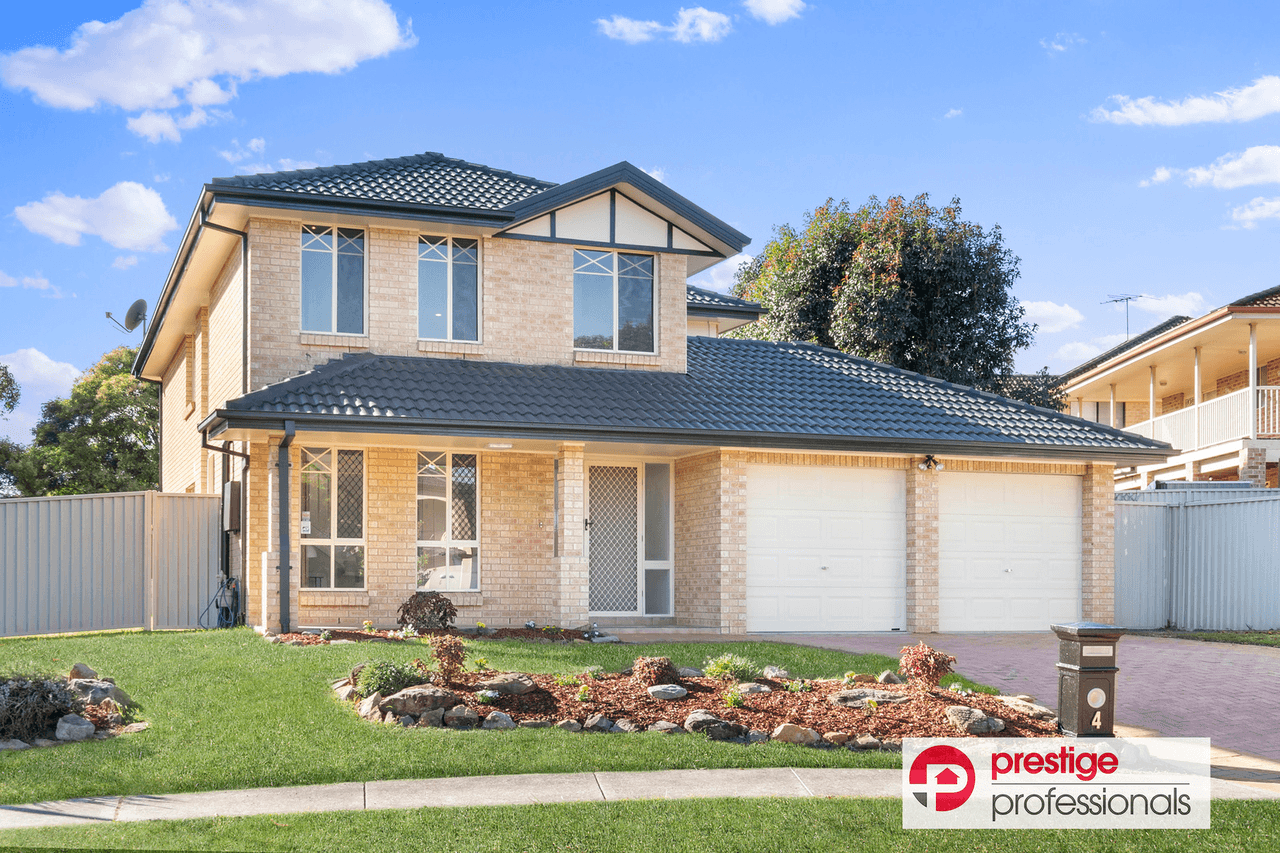 4 Orlando Crescent, VOYAGER POINT, NSW 2172