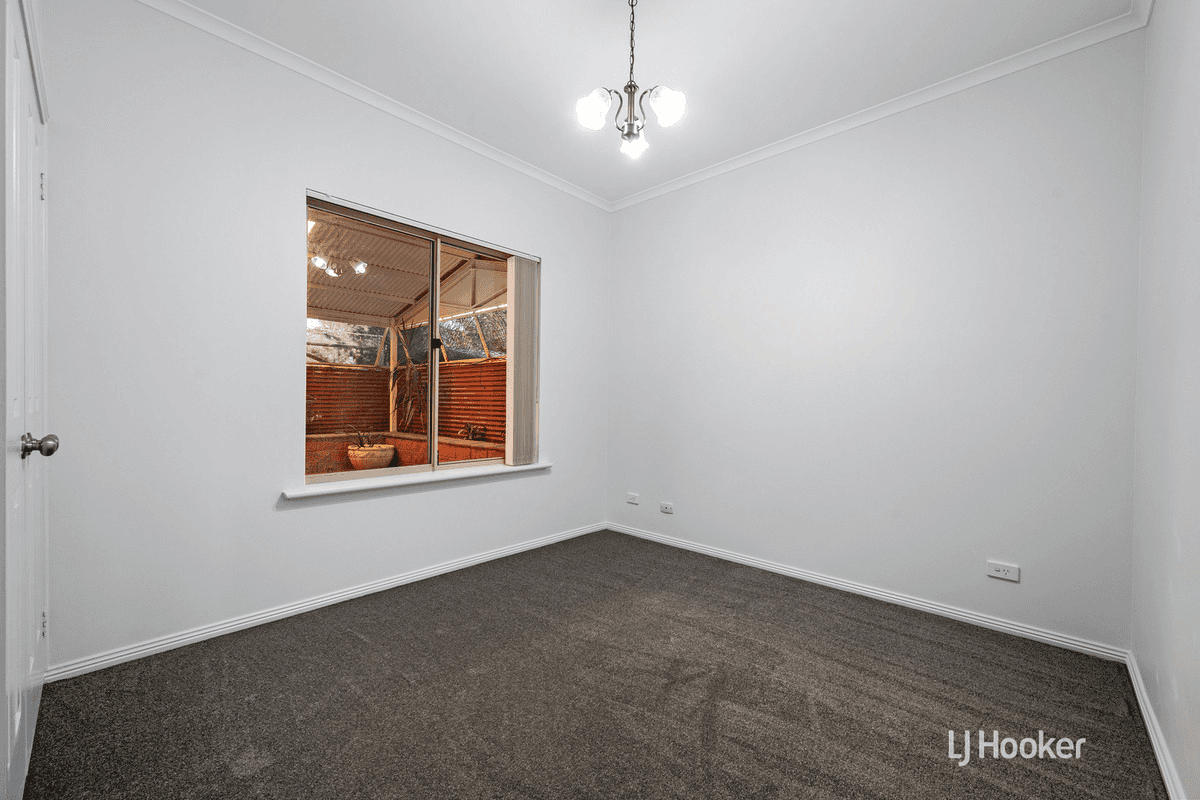 1 Lucy Drive, MUNNO PARA WEST, SA 5115