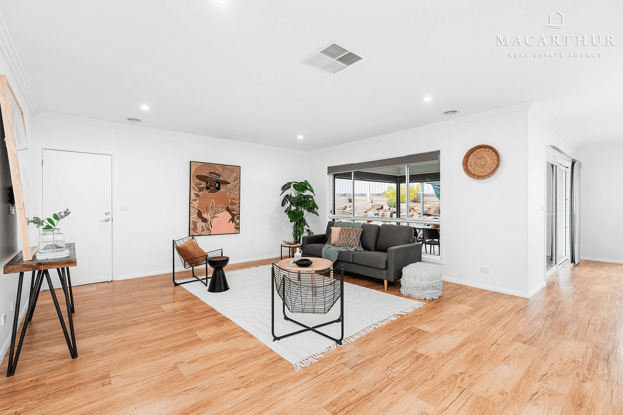 15 Exford Loop, Bourkelands, NSW 2650