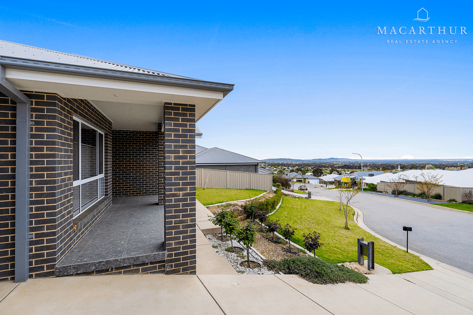 15 Exford Loop, Bourkelands, NSW 2650