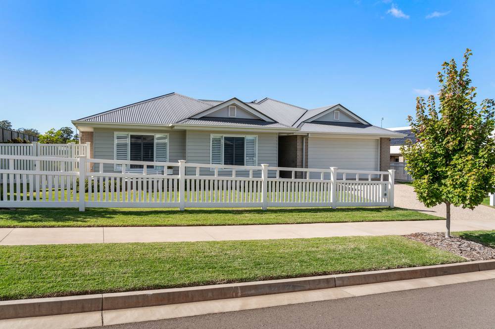 18 Ryder Avenue, HIGHFIELDS, QLD 4352